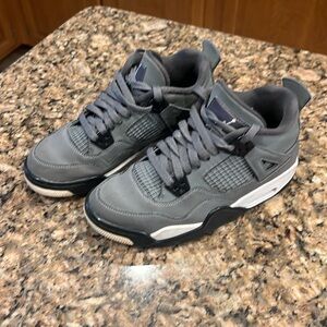 Air Jordan 4 retro - cool grey youth size 5.5 leather sneakers